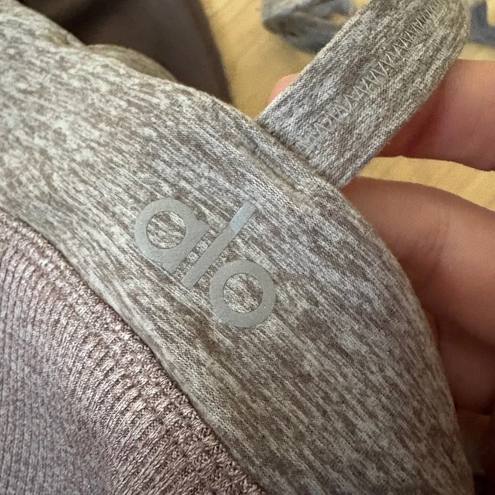 ALO Yoga Alosoft Lavish Sport Bra Grey/ Purple Size Extra‎ Small